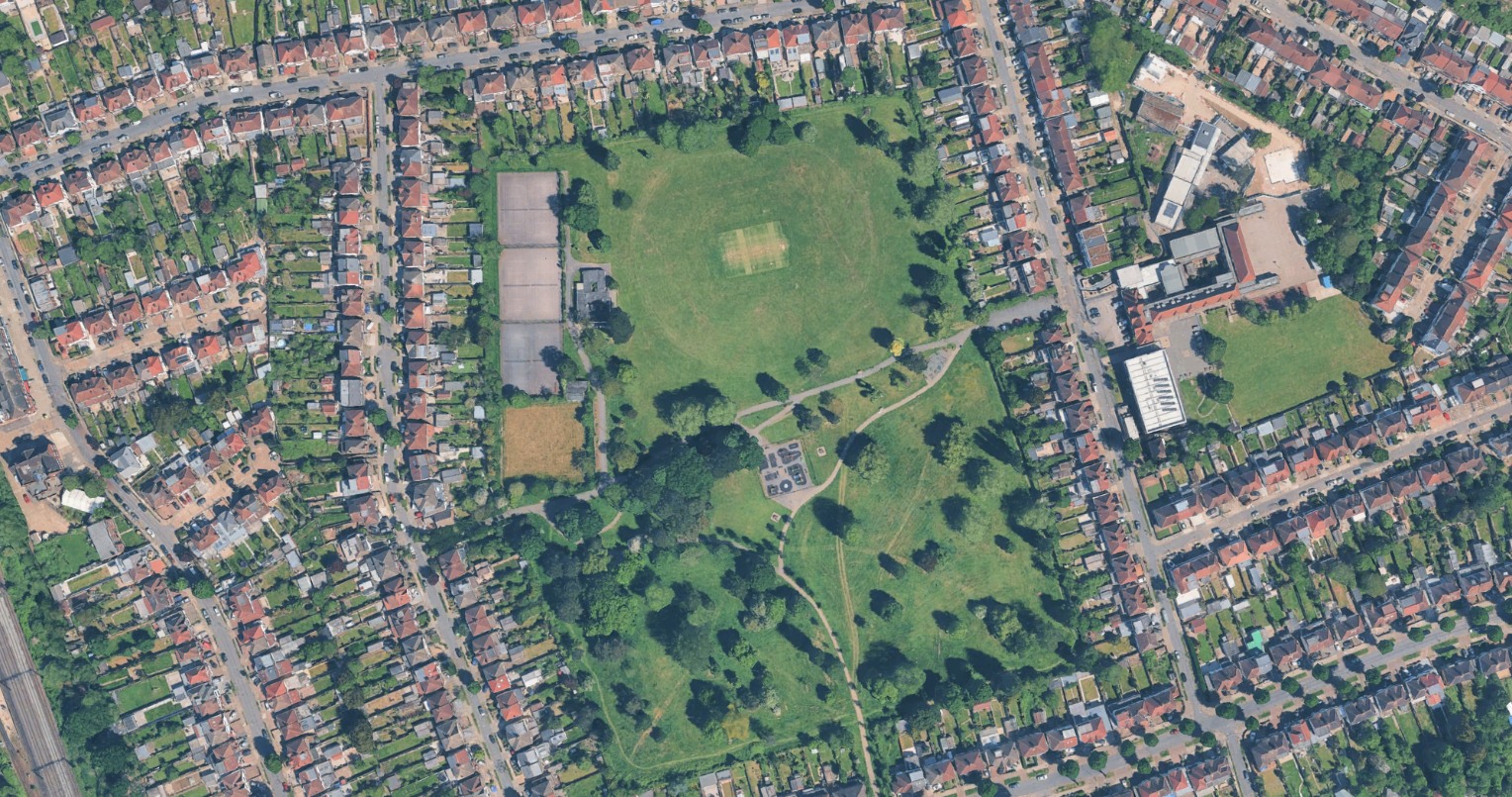 North-up aerial view of Preston Park and the surrounding neighbourhood in 2025